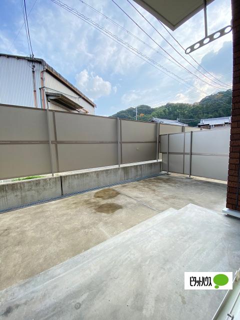 アヴニール西重根Ⅰ（102） バルコニー
