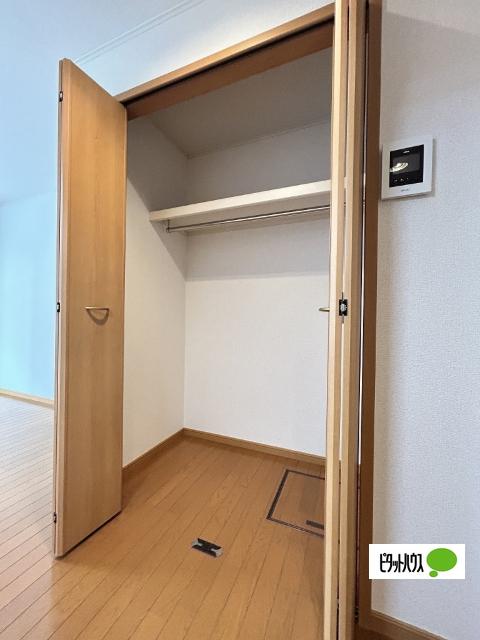 イリーデ西浜（102） 収納