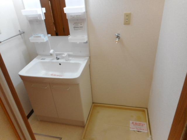 パインツリー（101） 洗面