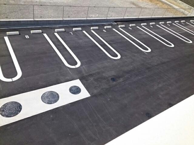 シャノアール西安上（102） 駐車場