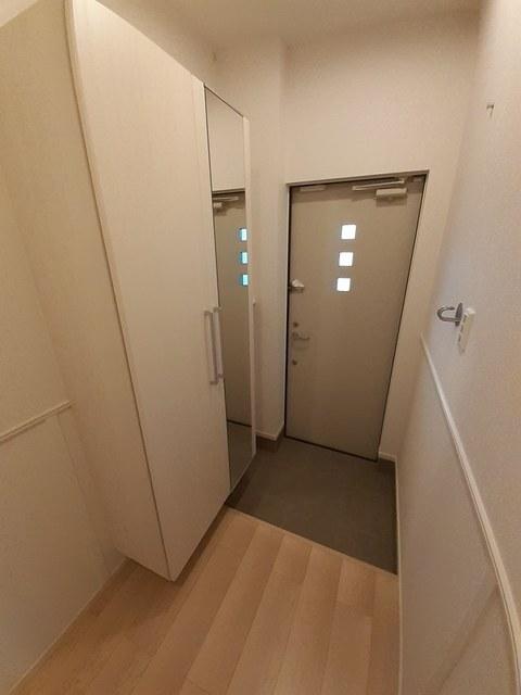 トリオⅢ（101） 玄関