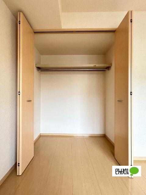 エピ モンテ　Ａ棟（A101） 収納