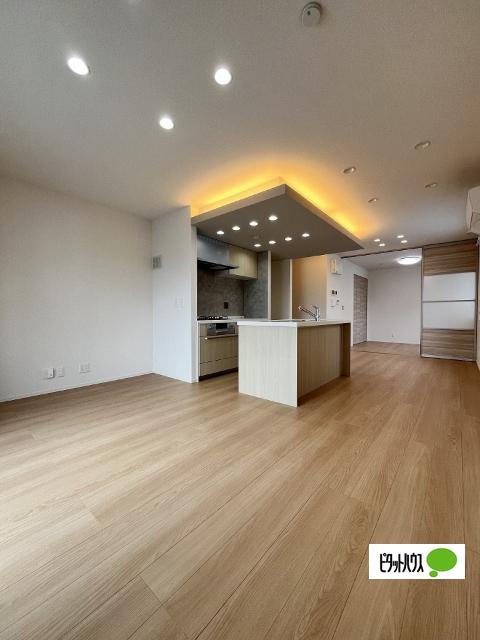 D-ROOM和歌山四番丁（302） リビング