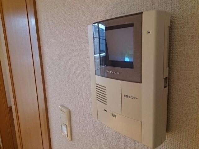 オータム　ムーン（202） セキュリティ