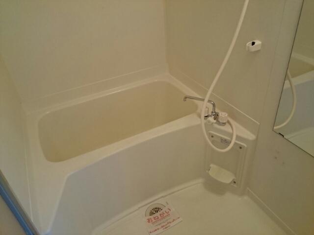 ソレアード・パレⅡ（102） バス／シャワー