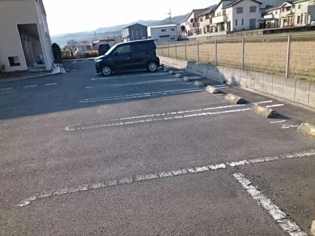 フォルトゥーナ　Ⅰ（103） 駐車場