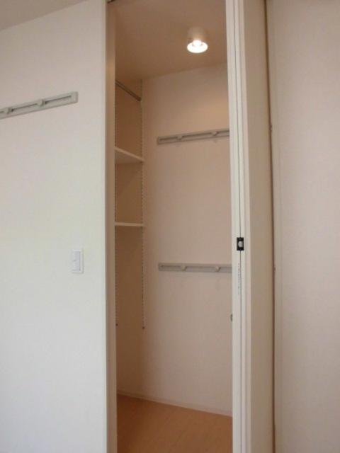 イヴェールアージュ（102） 収納