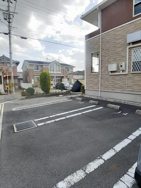 プランテーション（203） 駐車場