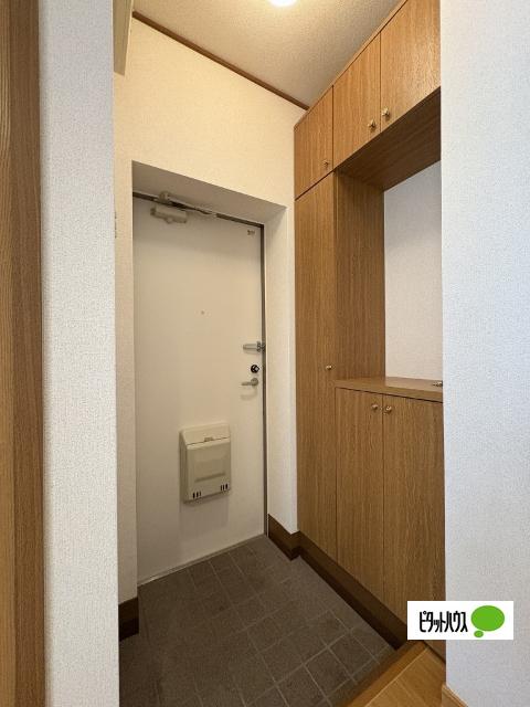 セーリウス梅原Ⅰ（102） 玄関