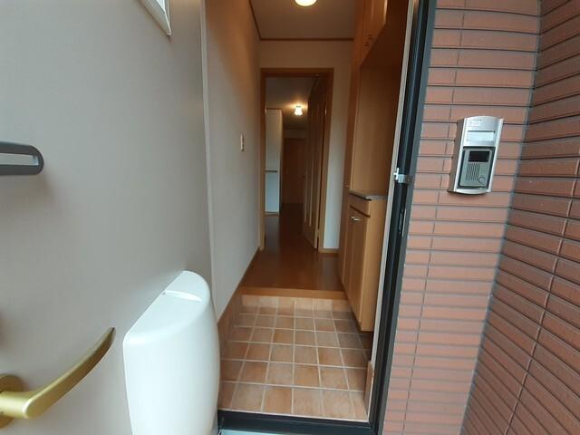 ミアマーユＢ（103） 玄関