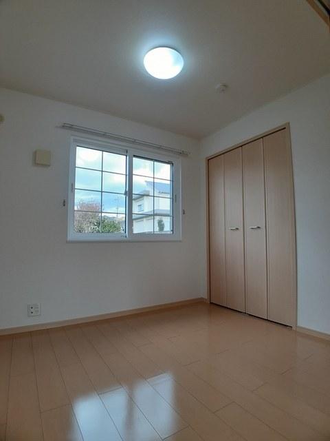 アヴェニール岩出Ⅱ（101） 室内