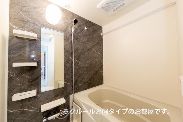 フロレゾンＣ（102） 部屋画像