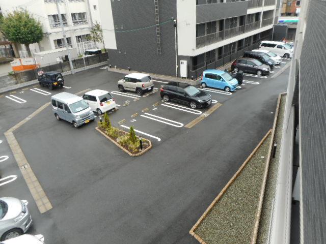 リンデンバウム　Ⅰ（302） 駐車場