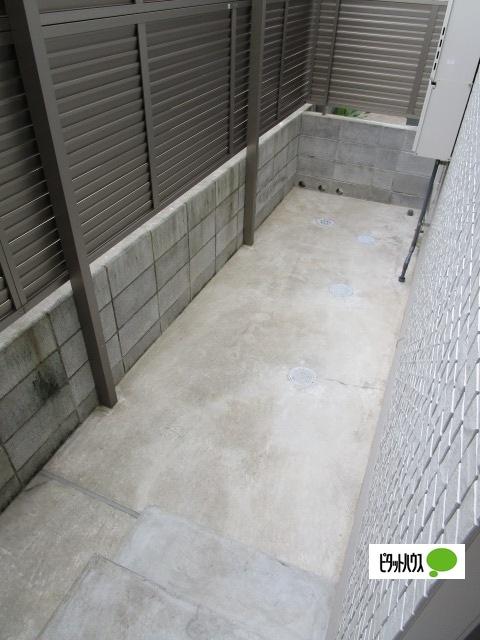 シェソワ坂ノ上（102） 庭