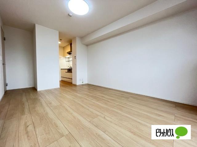 D-room宇須　光（205） リビング