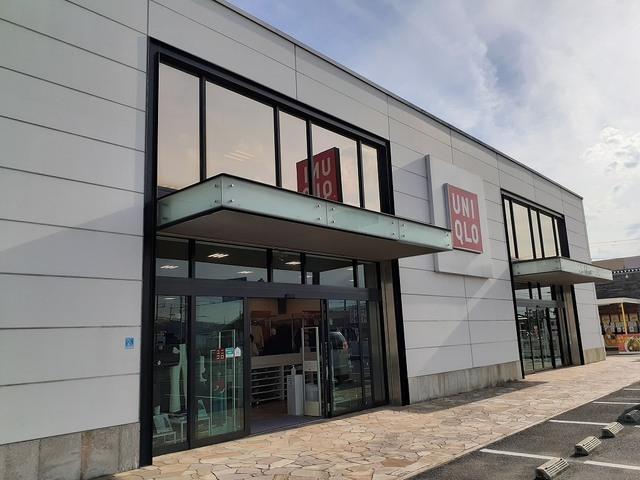 ユニクロ紀の川店様：800m