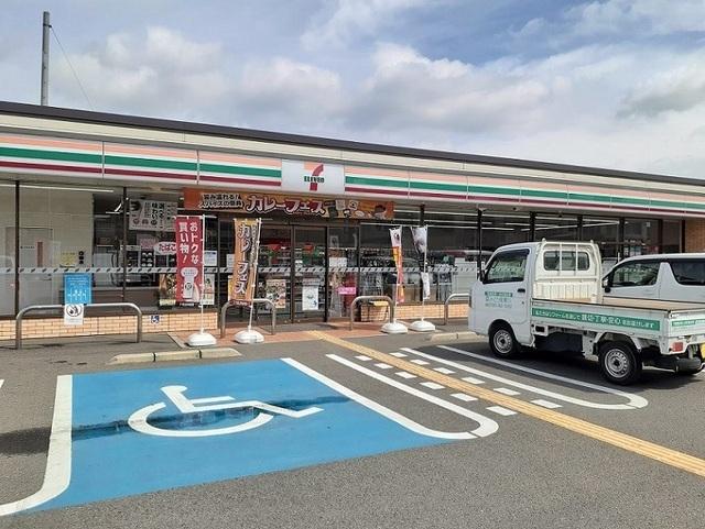 セブンイレブン岩出市役所前店様：650m