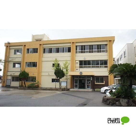 和歌山市立三田小学校：1645m