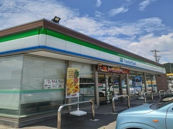 ファミリーマート和歌山直川店様：1100m