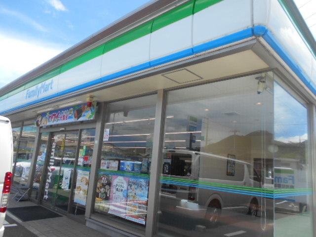 ファミリーマート和歌山西浜店様：700m