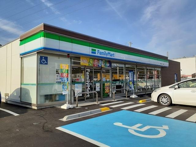 ファミリーマートインター店様：550m