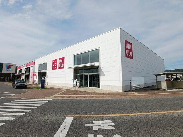 ユニクロ紀伊川辺店様：1700m