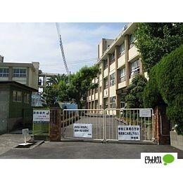 和歌山市立川永小学校：1217m