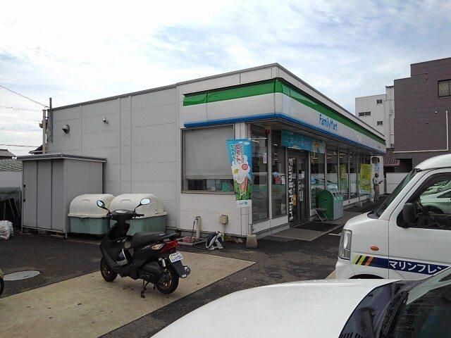 ファミリーマート湊一丁目店様：1300m