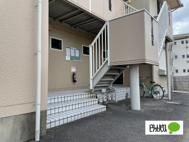 メゾン楠見中　Ａ棟（205） エントランス