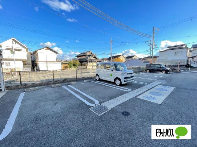 プルメリア（105） 駐車場