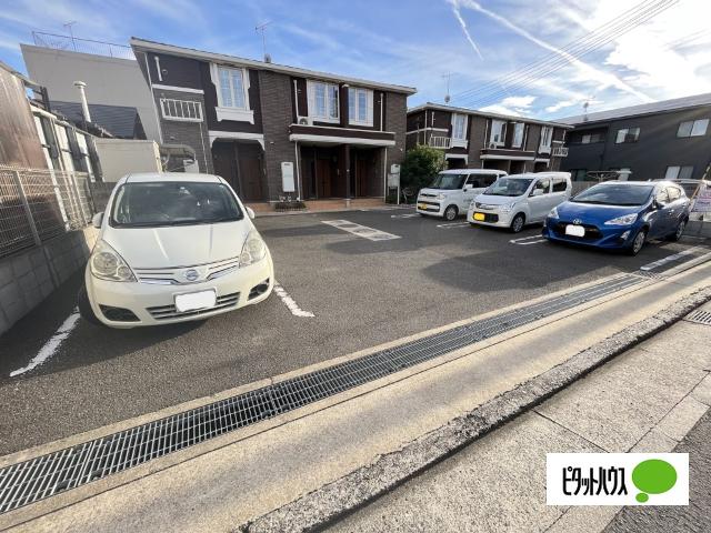 プラセール（201） 駐車場