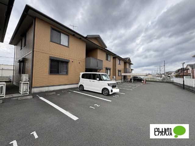 グラン・コンフォール　Ｂ棟（106） 駐車場