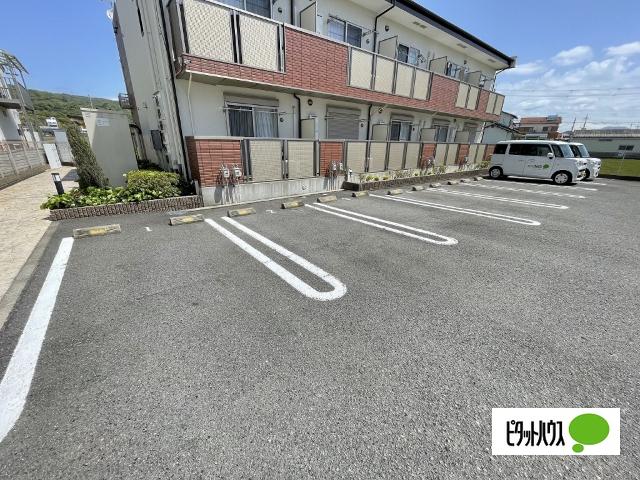 サニーブライト（103） 駐車場