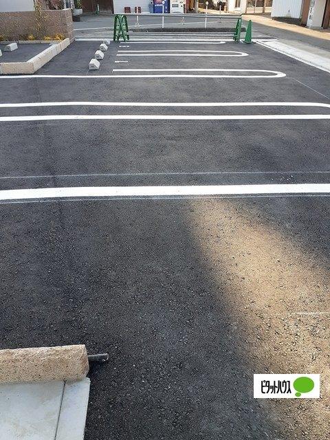 ラペーシュ神田（203） 駐車場