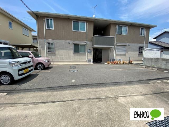 リアン・太田（101） 駐車場