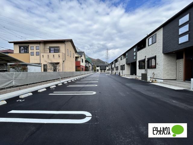サンリットⅡ　（和歌山市内原）（101） 駐車場