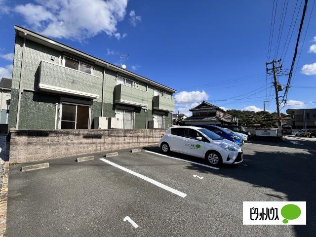 アルペジオ西浜　B棟（B102） 駐車場