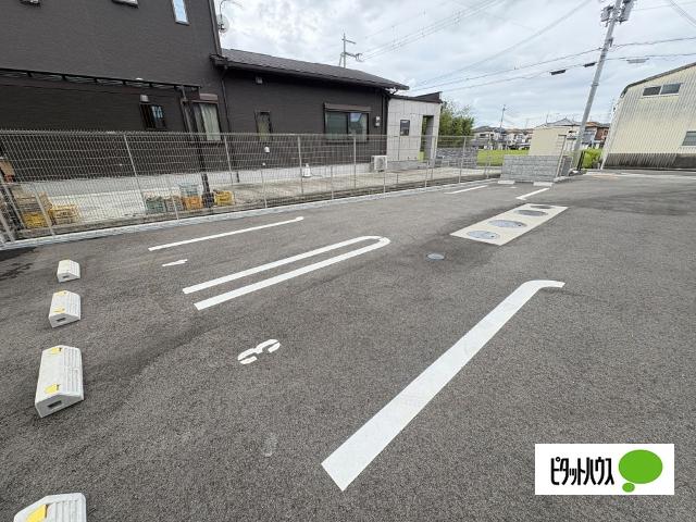 セレーノ・Ⅱ（203） 駐車場