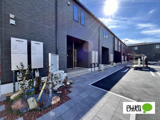 レッド　スイートピーⅠ（102） エントランス
