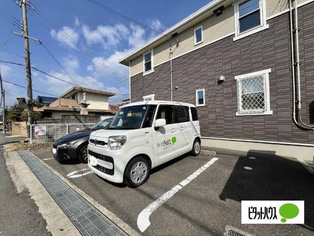 ラフレシール（201） 駐車場