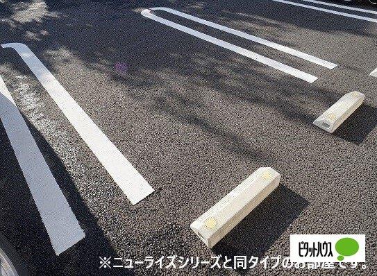 ＭｉｎｉｃｏⅡ（102） 駐車場