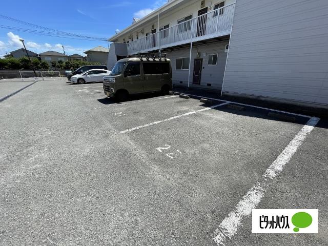 ＭハイツⅡ（102） 駐車場
