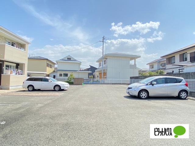 アヴニール　Ⅰ（103） 駐車場