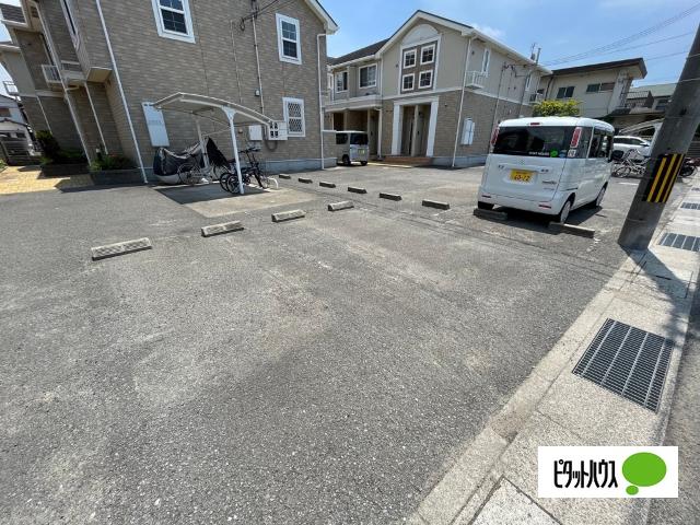 アーデン西浜　Ⅰ（101） 駐車場