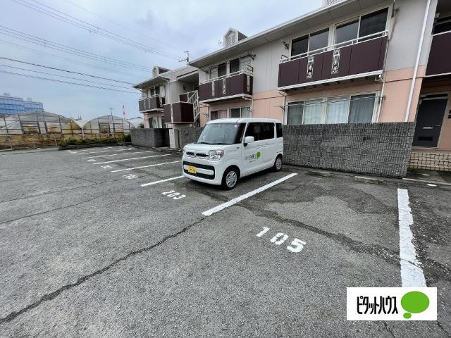 サンパティーク松本　A棟（202） 駐車場