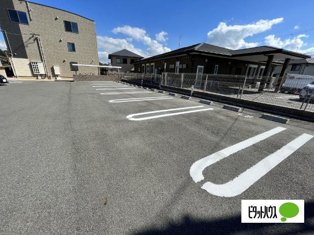 グランデ・フォルテ木ノ本（103） 駐車場