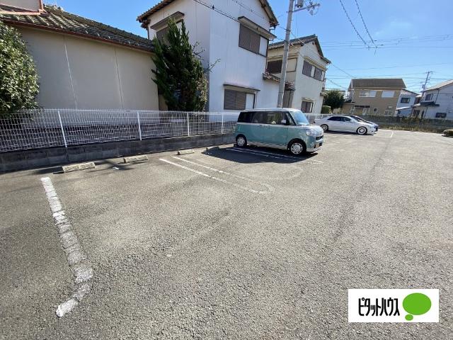 パルティール　Ⅱ（103） 駐車場