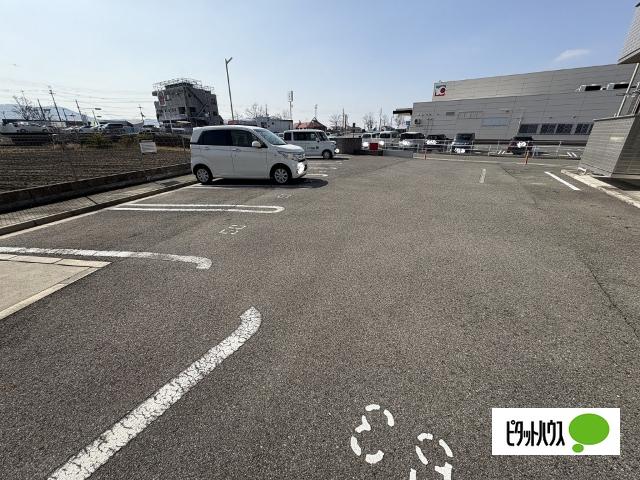 岩出ヒルズ　Ⅲ（105） 駐車場