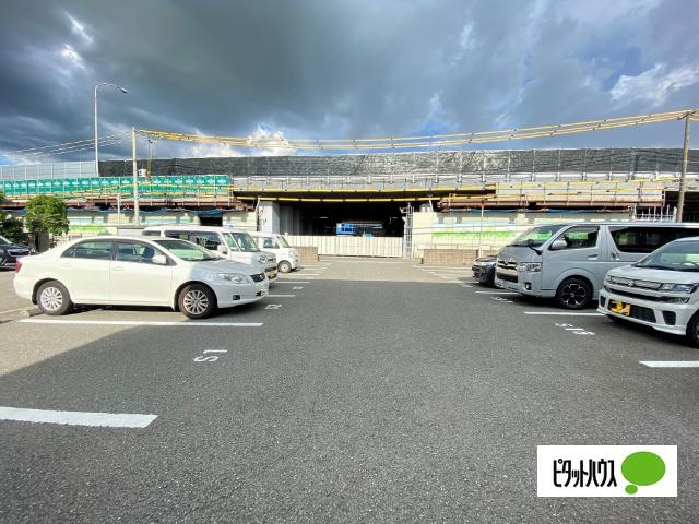 パイン テイル　Ｂ棟（B202） 駐車場