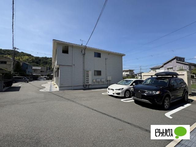 Ｂｅｌｌｅ　Ｃｒｅｓｔ　Ⅱ（102） 駐車場